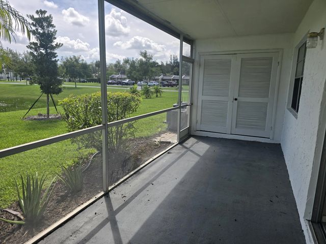 4 of 25 - 135 Lake Meryl Drive, West Palm Beach, FL
