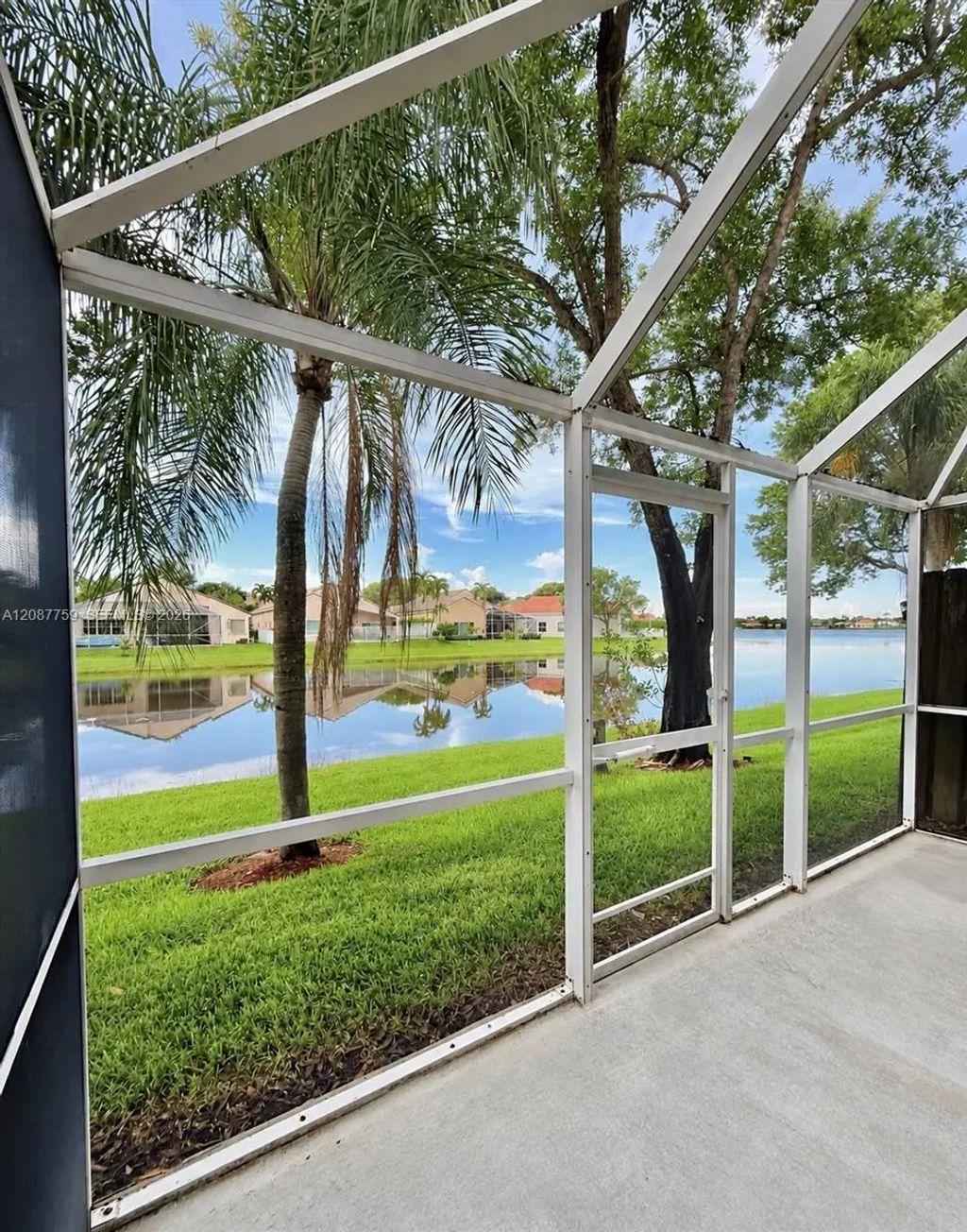 1249 Presidio Drive #3-42, Weston