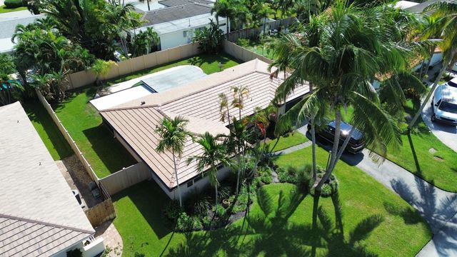 2 of 6 - 2630 Ne 53rd Court, Lighthouse Point, FL