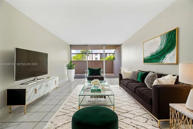 3 of 29 - 10525 Sw 112th Avenue #113, Miami, FL