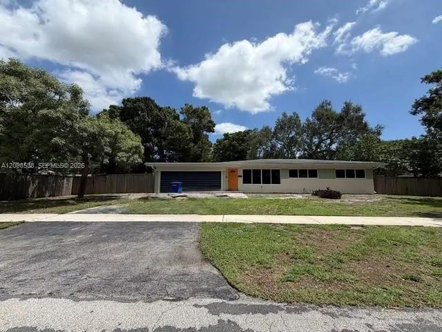 252 Sw 61st Avenue, Plantation