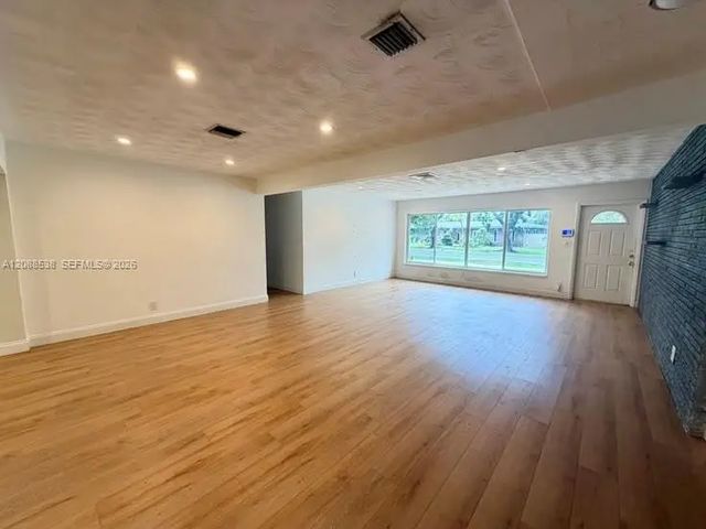 3 of 21 - 252 Sw 61st Avenue, Plantation, FL