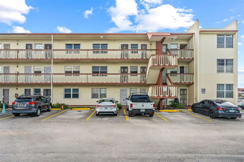 1481 Ne Miami Gardens Drive #363, Miami