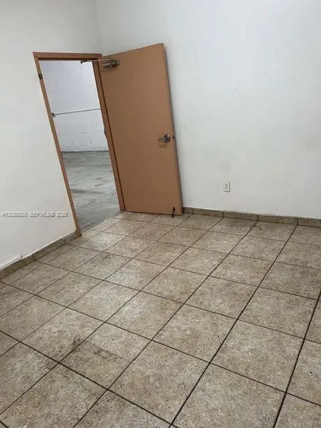 5 of 13 - 13800 Sw 142nd Avenue #5, Miami, FL