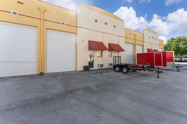 3 of 15 - 14262 Sw 140th Street #117, Miami, FL