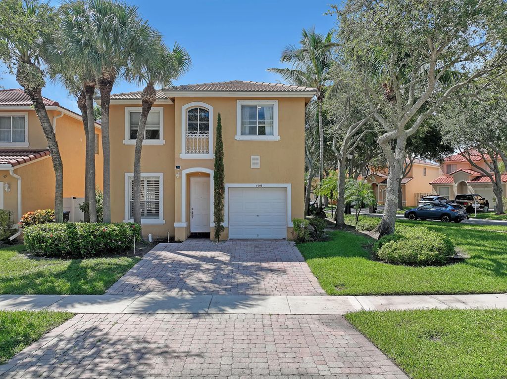 4493 Lake Tahoe Circle, West Palm Beach