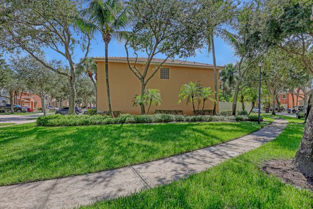 2 of 36 - 4493 Lake Tahoe Circle, West Palm Beach, FL