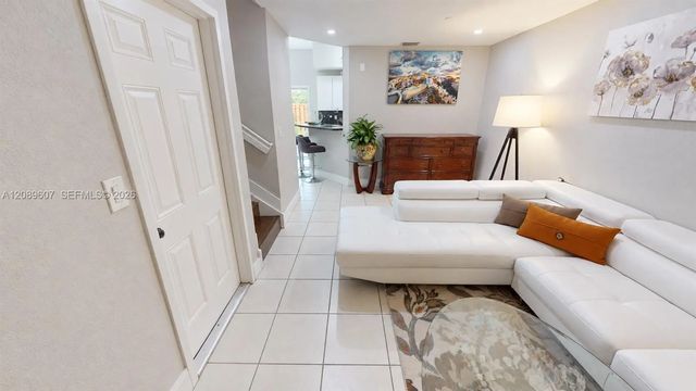 4 of 27 - 22067 Sw 88th Path, Cutler Bay, FL