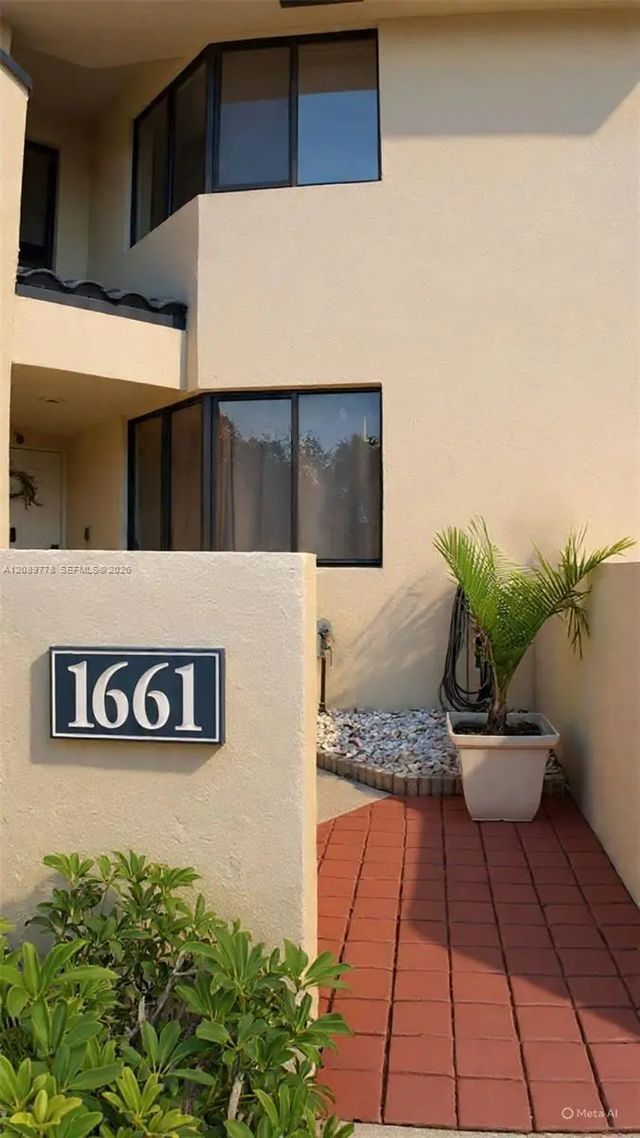 1661 Nw 81st Way #1661, Plantation
