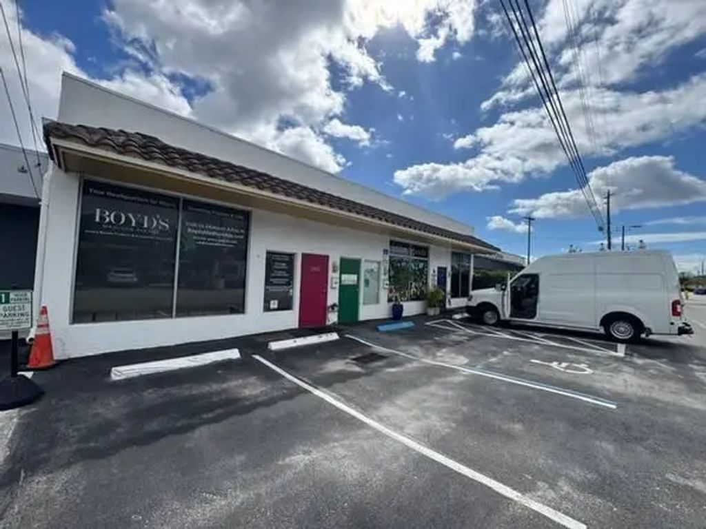 2408 N Dixie Highway #2408, Wilton Manors