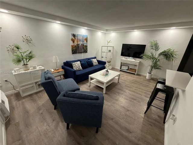 5 of 21 - 7904 West Drive #616, North Bay Village, FL