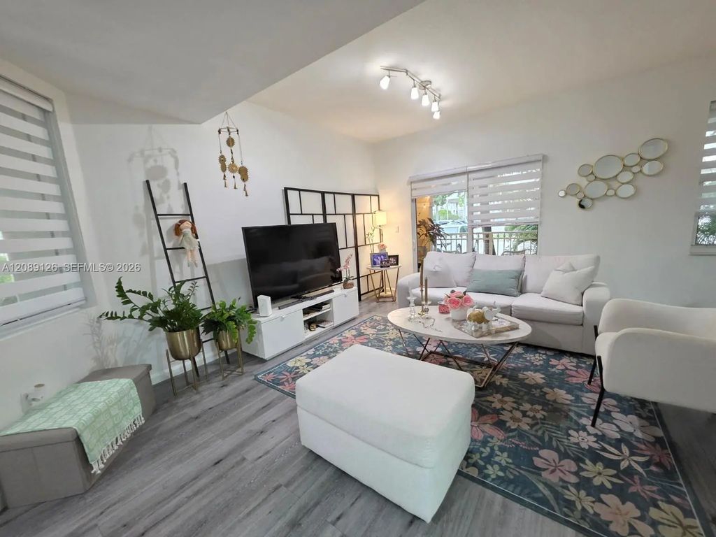 11403 Nw 89th Street #111, Doral
