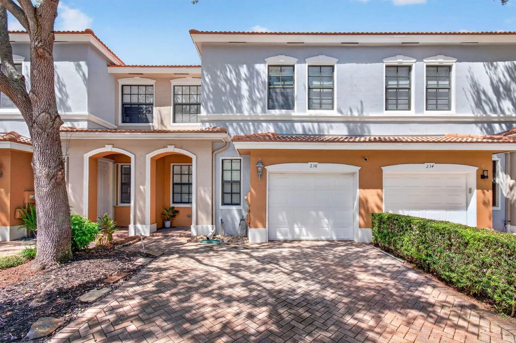 238 E Chrystie Circle, Delray Beach
