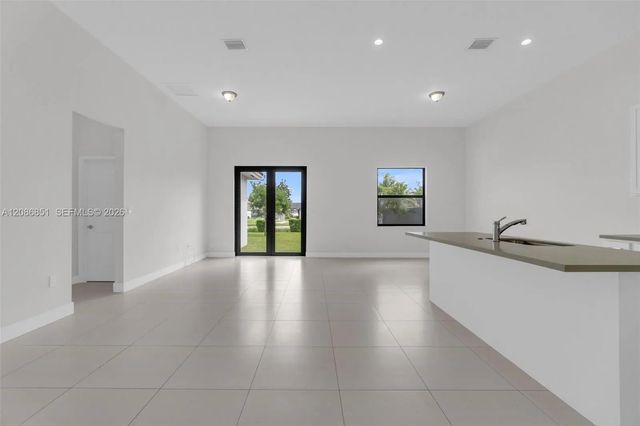 5 of 48 - 19447 Sw 124th Court, Miami, FL