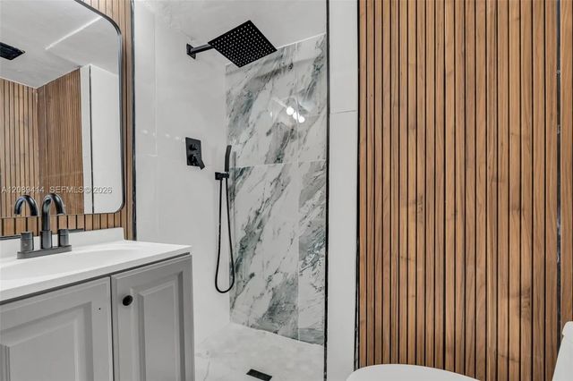 5 of 55 - 1224 N 26th Avenue, Hollywood, FL