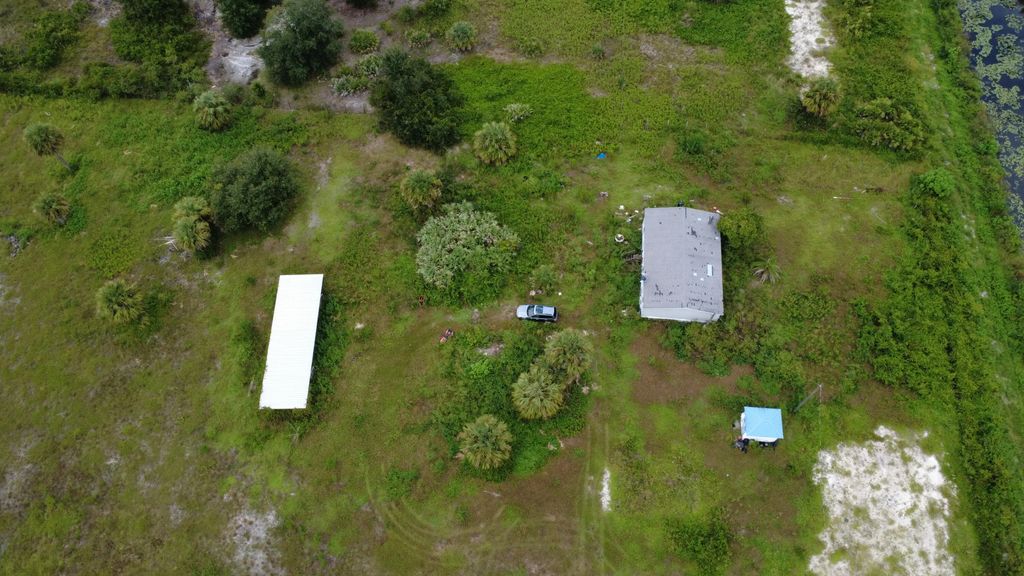 18409 Nw 278th Street, Okeechobee