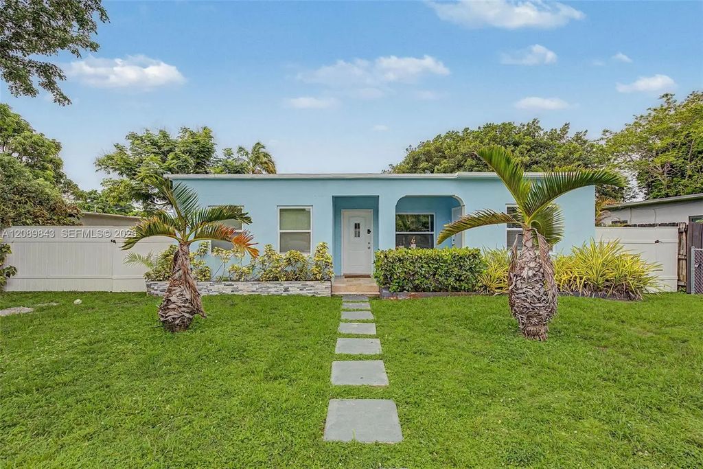 5910 Sw 62nd Terrace #a, South Miami