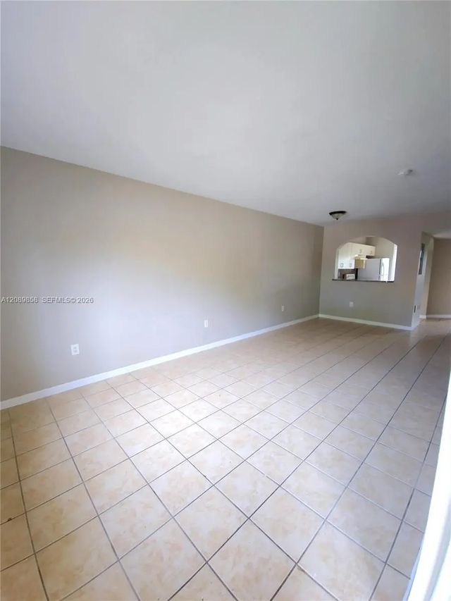 2 of 13 - 990 Ne 33rd Terrace #102, Homestead, FL