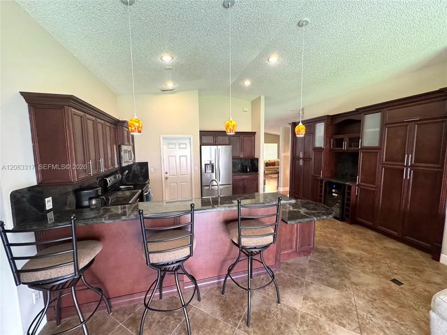 5 of 17 - 1738 Sw 108th Way, Davie, FL