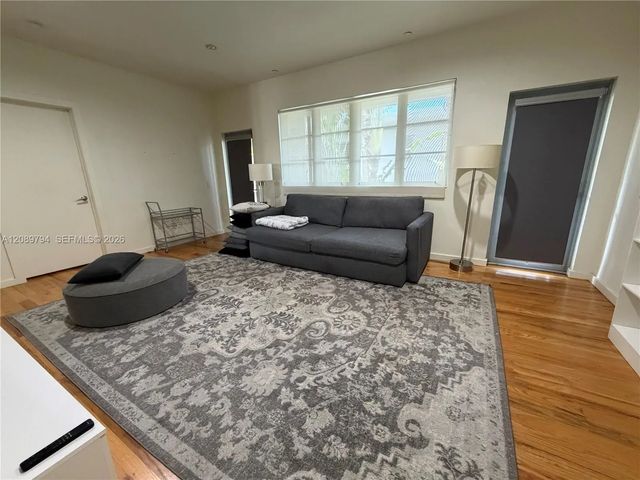 3 of 21 - 1551 Lenox Avenue #7, Miami Beach, FL