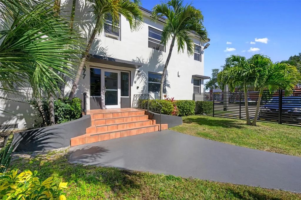577 Ne 82nd Street #15, Miami