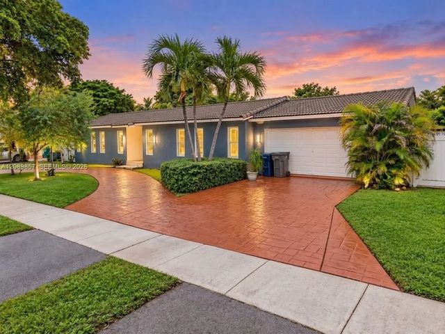 6121 Nw 40th Street, Virginia Gardens