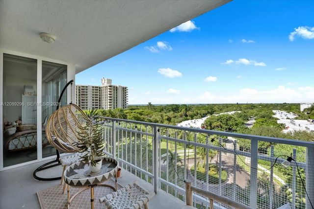 600 Grapetree Drive #7fn, Key Biscayne