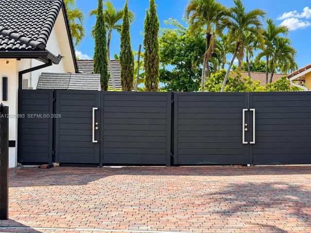 4 of 35 - 20743 Sw 128 Court, Miami, FL