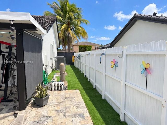 5 of 35 - 20743 Sw 128 Court, Miami, FL