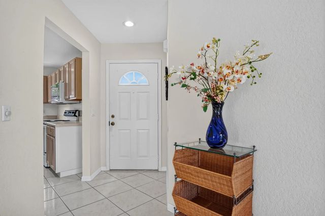 3 of 30 - 1120 Swan Lake Circle #1402, Port St. Lucie, FL
