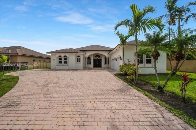 3 of 93 - 4025 Sw 128th Avenue, Miami, FL