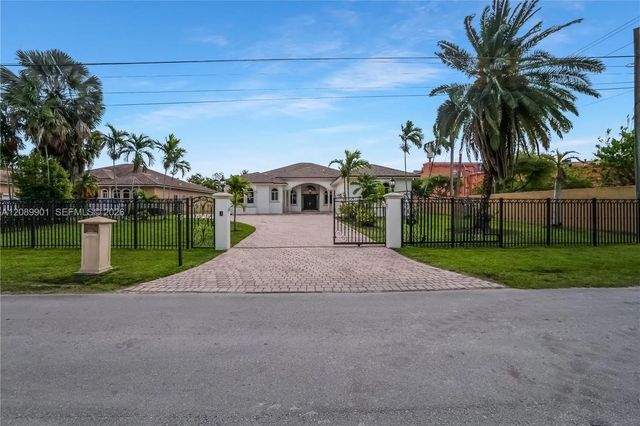 5 of 93 - 4025 Sw 128th Avenue, Miami, FL