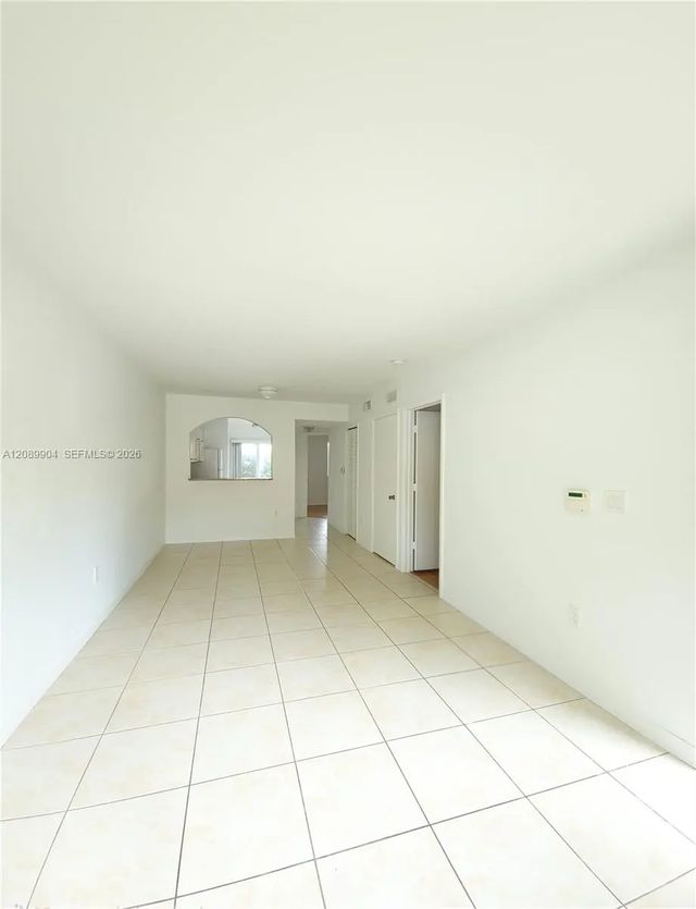 3 of 13 - 940 Ne 33rd Terrace #102, Homestead, FL