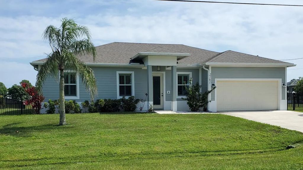 2161 Se Sunflower Street, Port St. Lucie