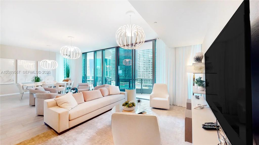 1000 Brickell Plaza #1812, Miami