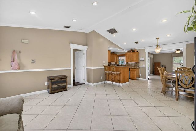 5 of 29 - 1314 Sw Bellevue Avenue, Port St. Lucie, FL