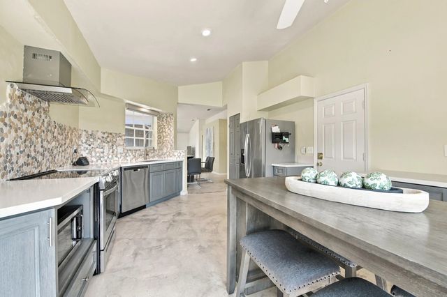 3 of 31 - 14 Heather Trace Drive, Boynton Beach, FL