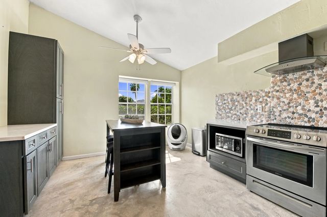 5 of 31 - 14 Heather Trace Drive, Boynton Beach, FL