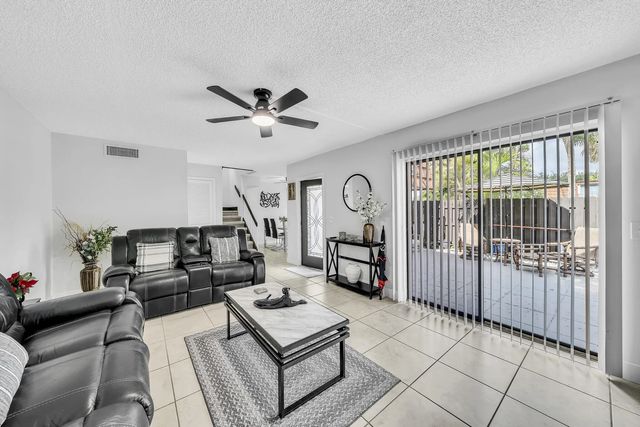 2 of 30 - 2228 White Pine Circle #a, Greenacres, FL