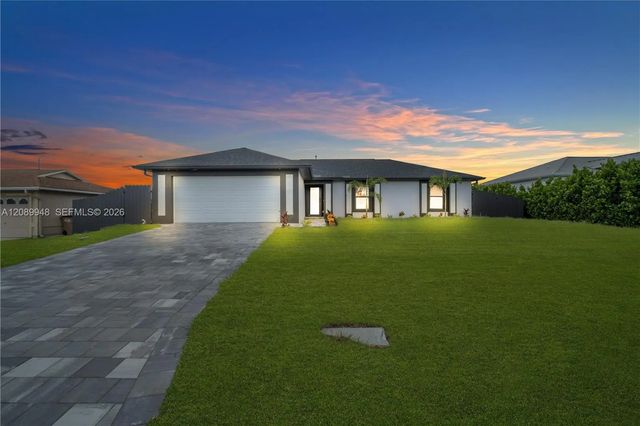 2124 Ne 16th Place, Cape Coral