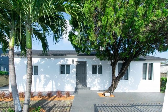 2324 Nw 14th Avenue, Miami