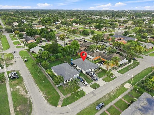 2 of 10 - 87 Ne 12th Street, Homestead, FL