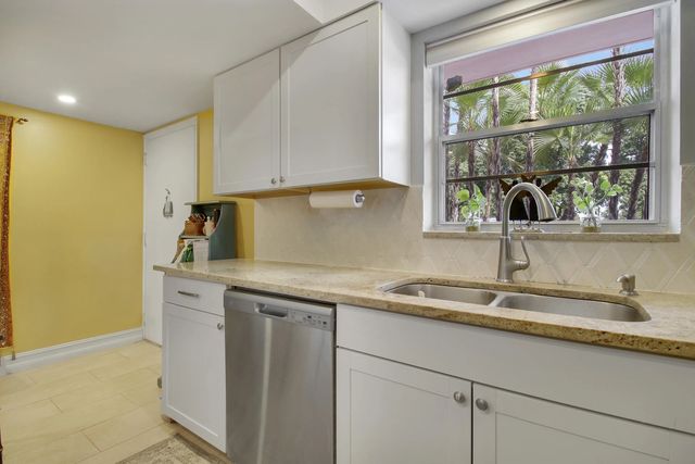 3 of 30 - 18081 Se Country Club Drive #13-123, Jupiter, FL