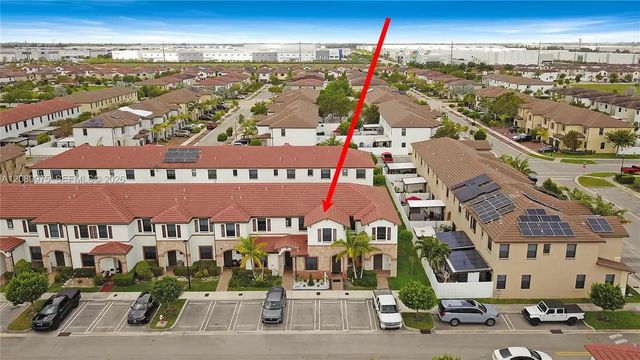 5 of 22 - 10628 W 33rd Way, Hialeah, FL