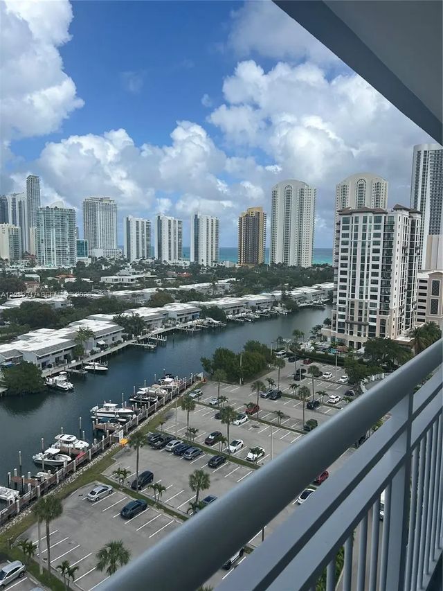 400 Kings Point Drive #1624, Sunny Isles Beach