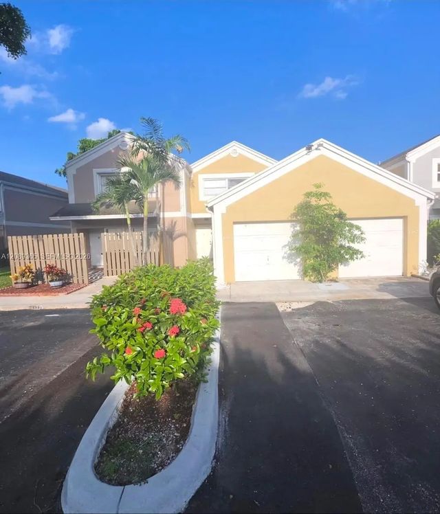 1393 Nw 124th Avenue #1393, Pembroke Pines