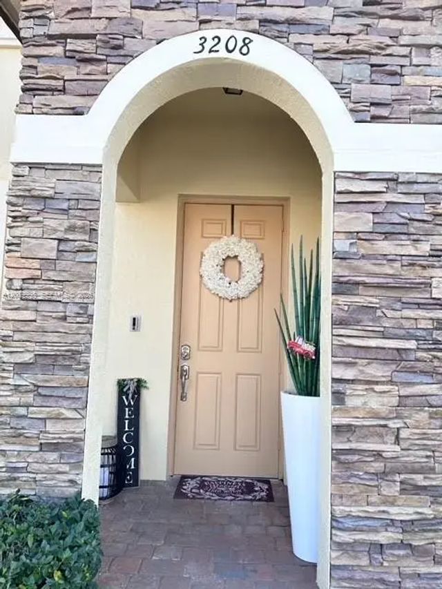 3208 Se 5th Court, Homestead