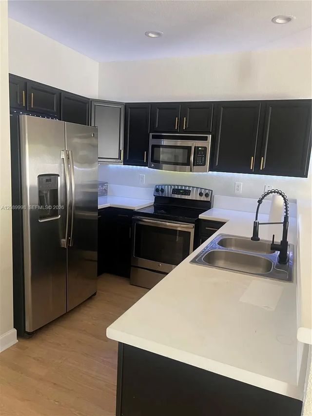 2 of 10 - 3208 Se 5th Court, Homestead, FL
