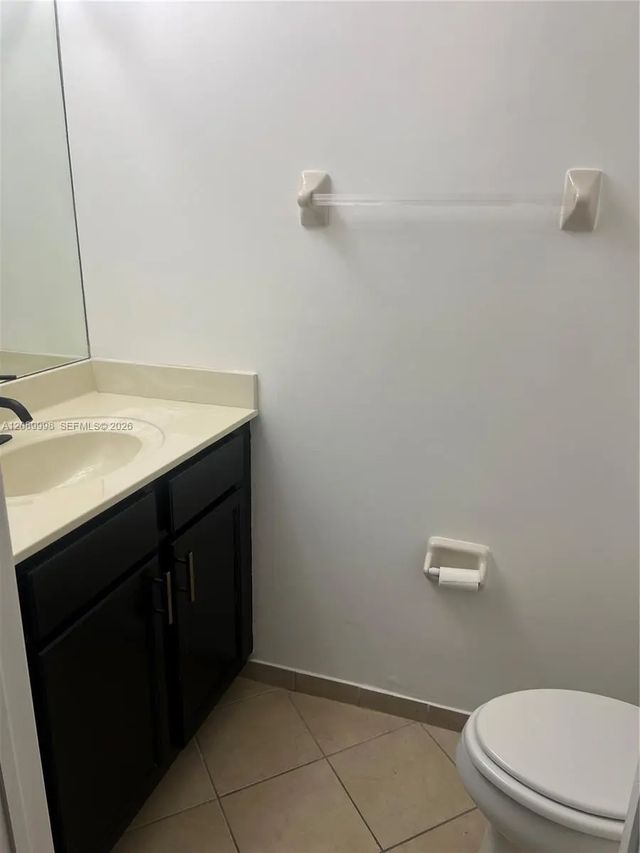 5 of 10 - 3208 Se 5th Court, Homestead, FL