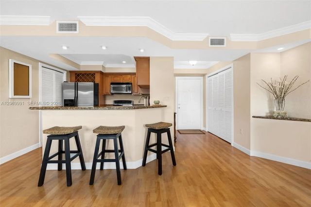 5 of 33 - 150 Ne 15th Avenue #350, Fort Lauderdale, FL